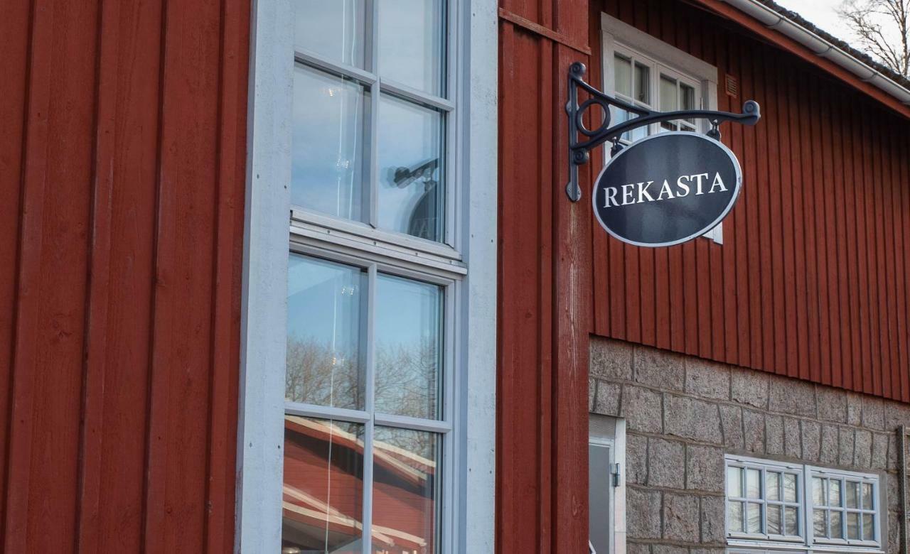 Rekasta Bed & Breakfast Enköping エクステリア 写真